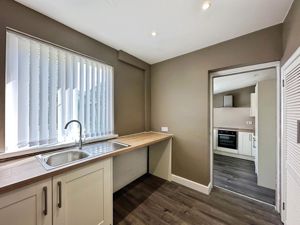 Photo 19- click for photo gallery